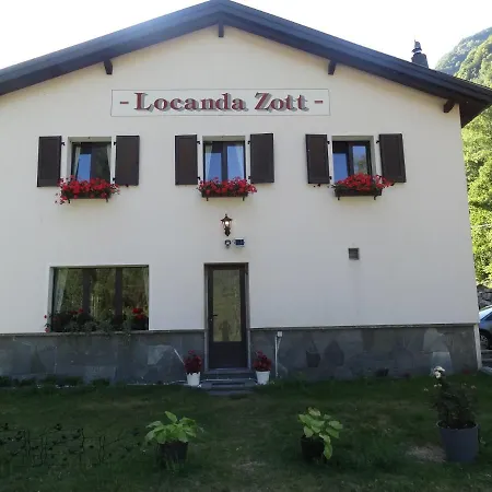 Zott Hotel